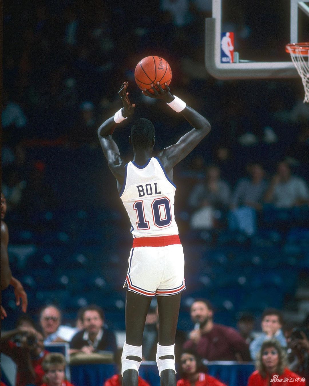 nba名人堂最高之人马努特波尔球星图片910