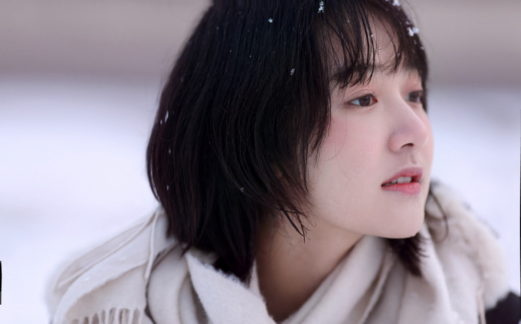 分享一组凌美仕图片给大家,图中的明星图片壁纸会点缀你的电脑桌面