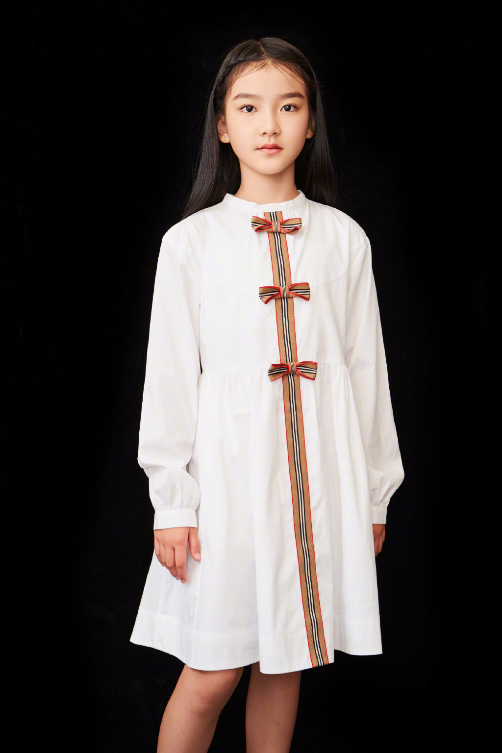 王圣迪白裙可爱写真图片48