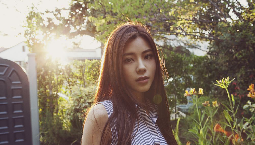 朱婧汐气质长发清新写真图片17