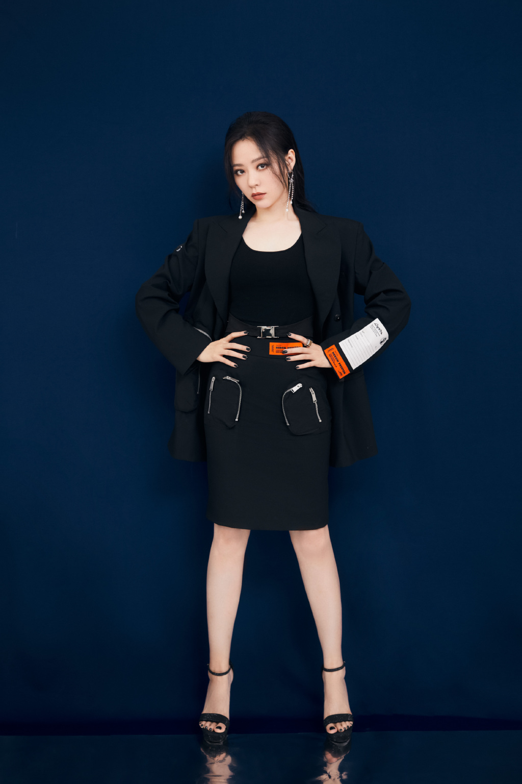 张靓颖前卫短裙甜酷写真图片1112