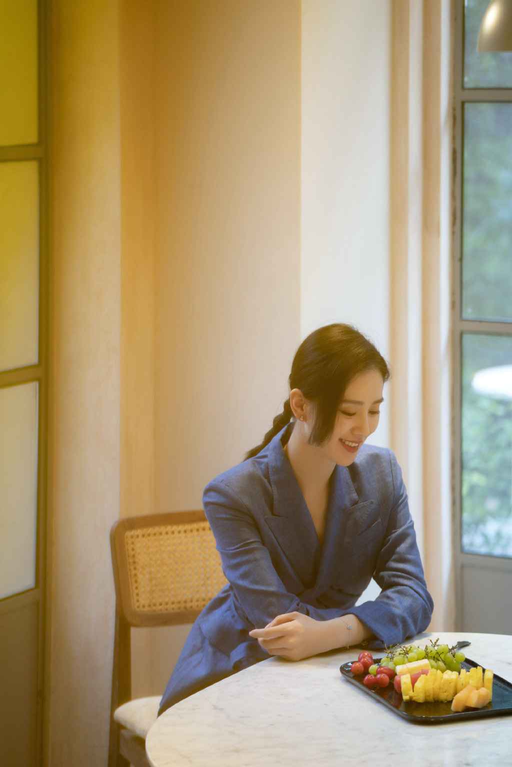 刘诗诗蓝色长裙优雅写真图片111