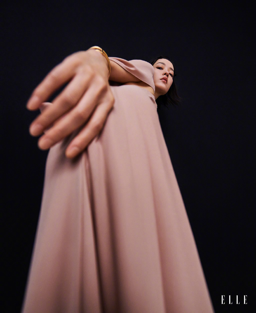 杜鹃冷艳性感黑白写真图片68