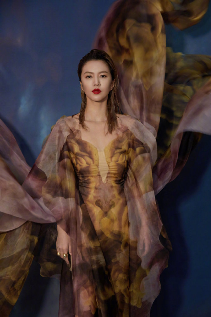 性感美女谭维维妩媚优雅写真77