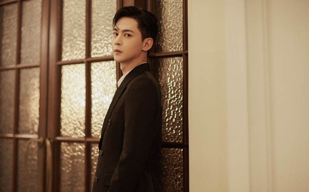 >  >  >  >  > 唐晓天daddi活动造型帅气写真图片(10/12)