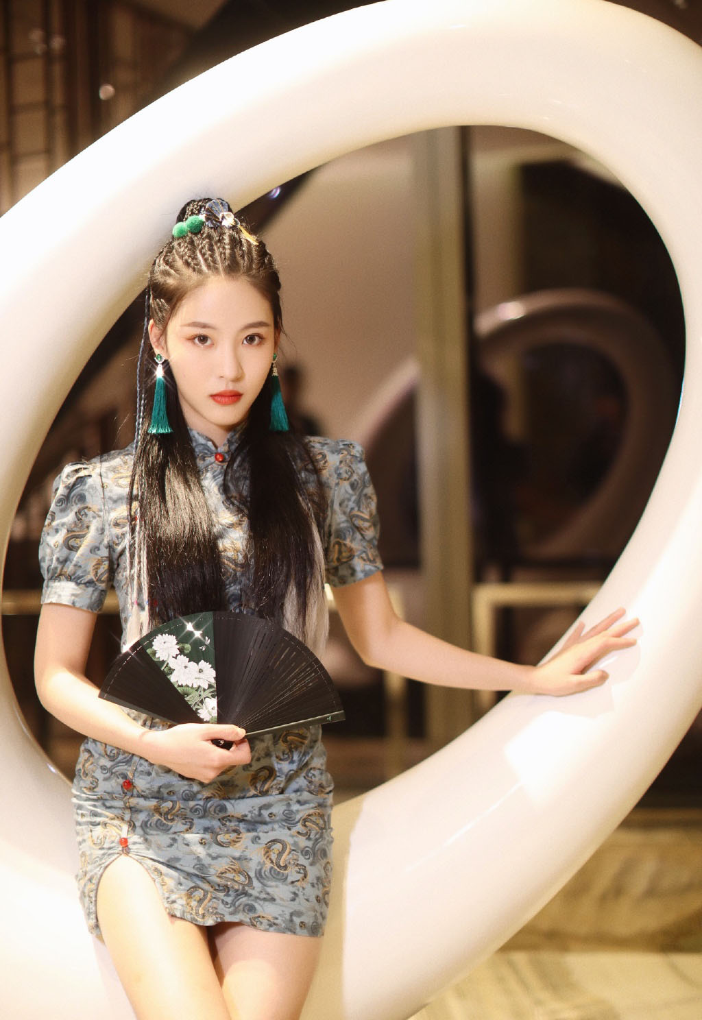 snh48孙芮国风旗袍性感写真图片39