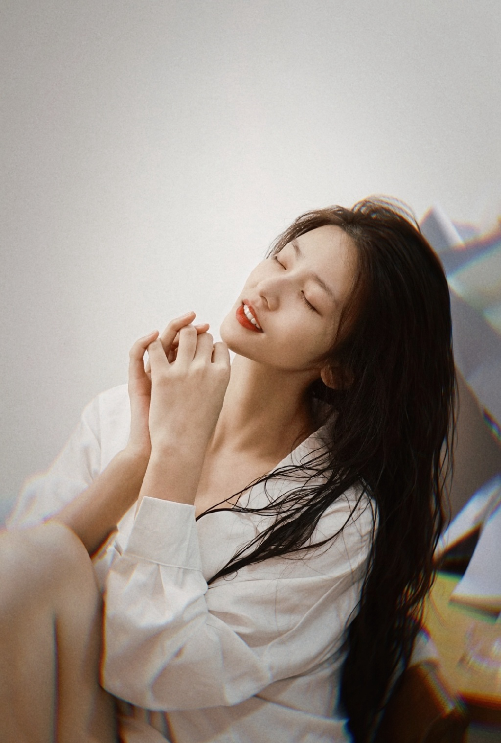 马瑞白衣湿发造型性感写真图片39