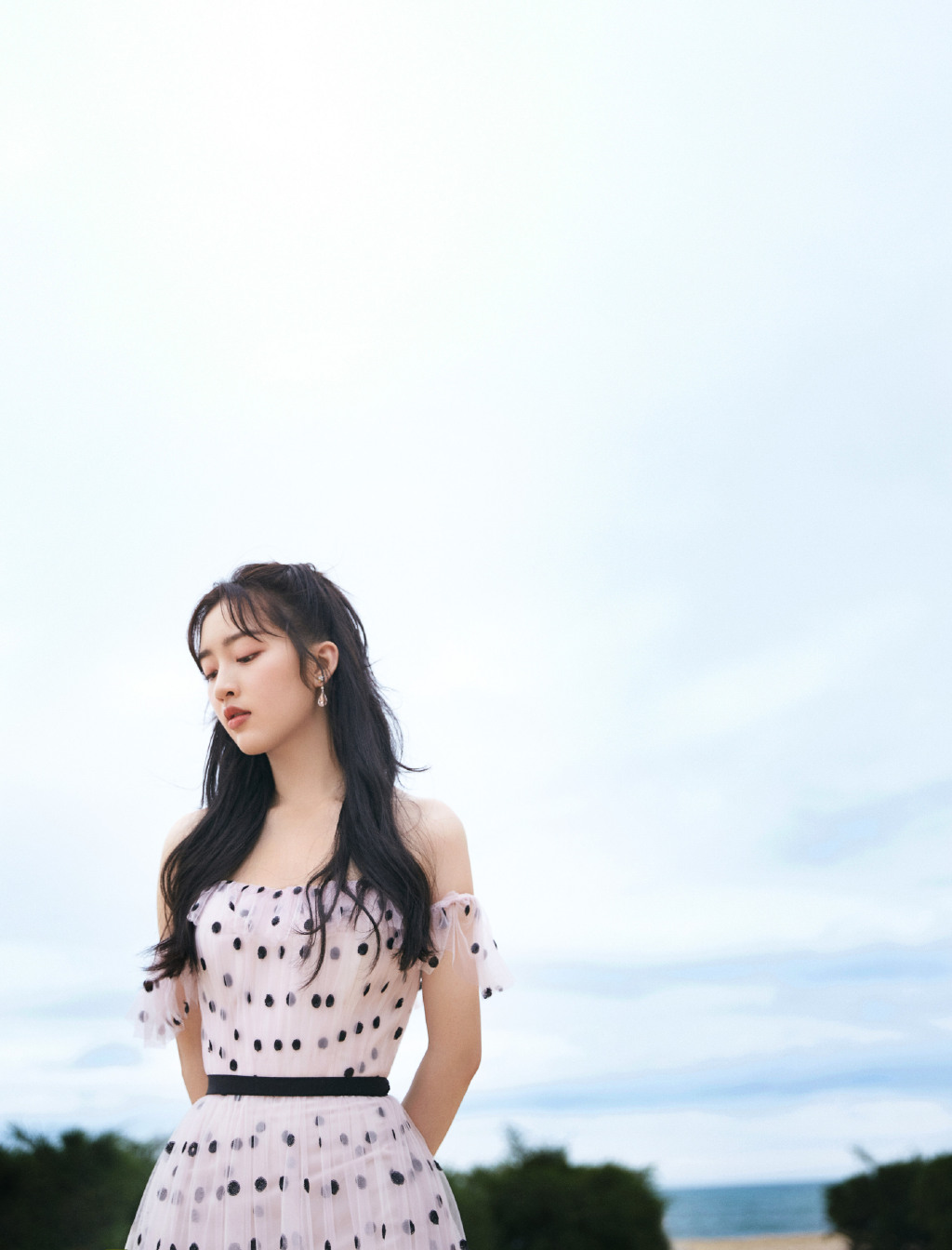 简介:邓恩熙海南岛国际电影节性感写真图片,分享一组邓恩熙图片给大家