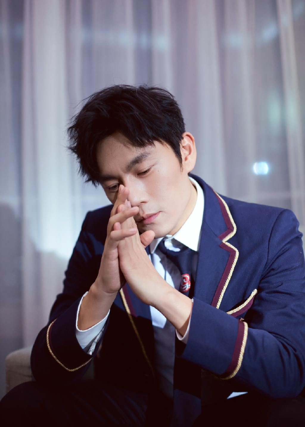 秦昊学院制服诱惑帅气写真图片36