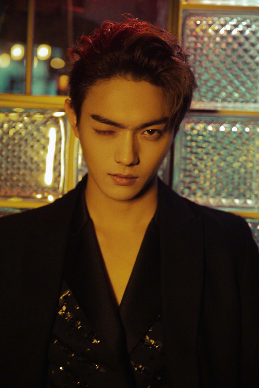 许凯禁欲系帅气写真图片1212