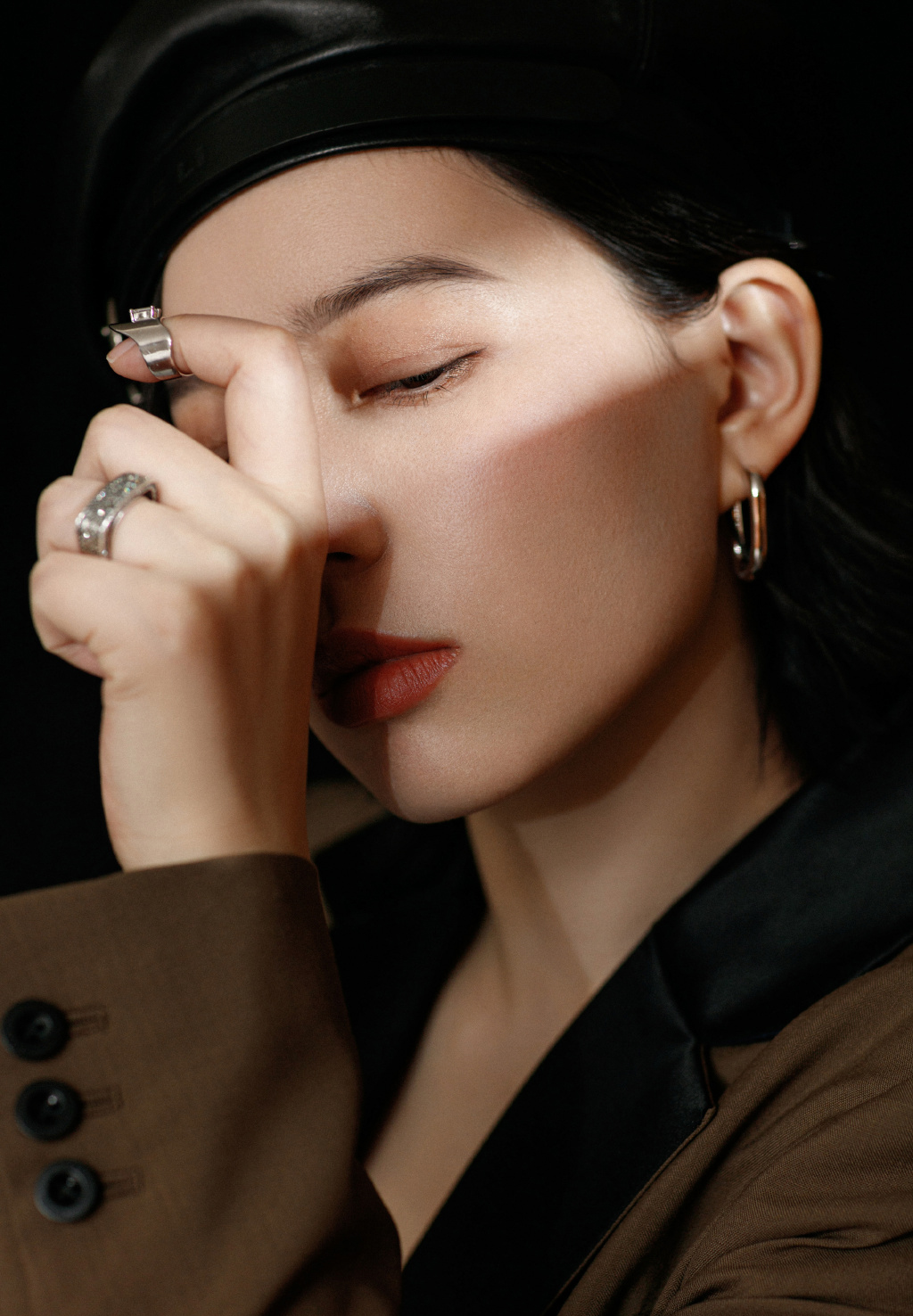 李斯丹妮狩猎装性感图片写真79