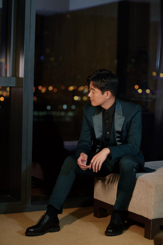 帅气男明星佟大为西装写真78