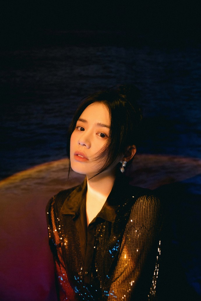 美女明星马思纯黑丝长裙写真910