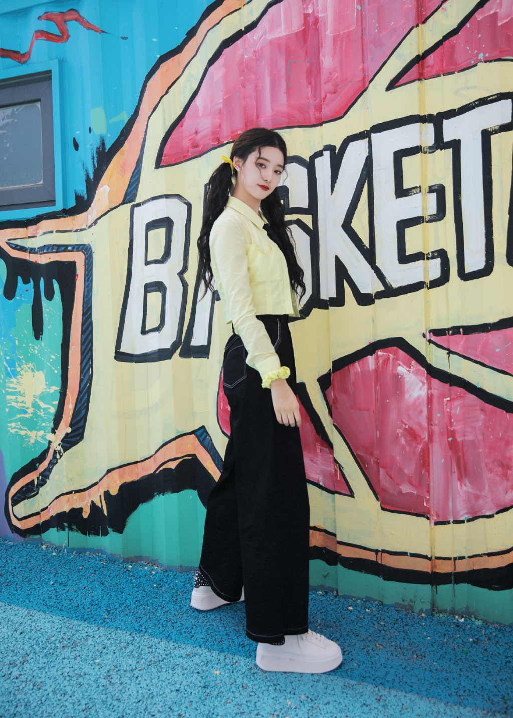 徐艺洋清秀甜酷写真图片27