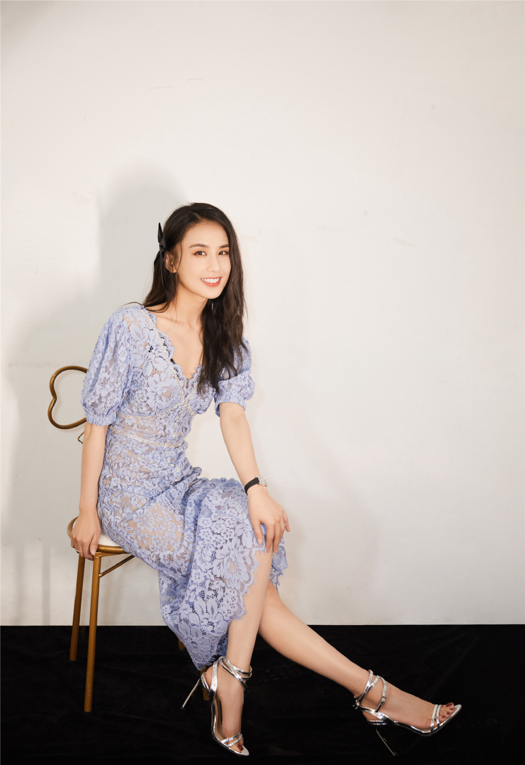 黄圣依镂空绣花裙写真图片56