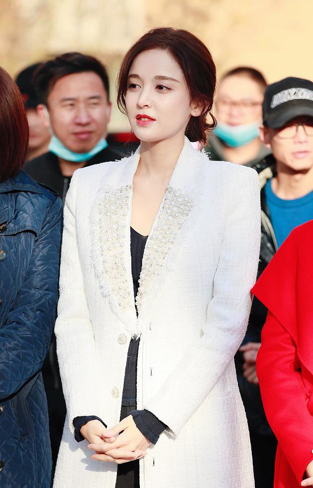 古力娜扎珍珠长外套甜美清新美照图片66