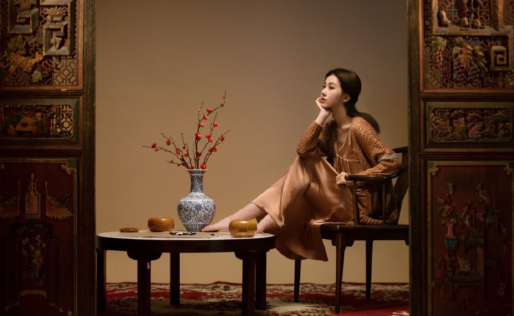 图片,分享一组关芯图片给大家,图中的明星图片壁纸会点缀你的电脑桌面