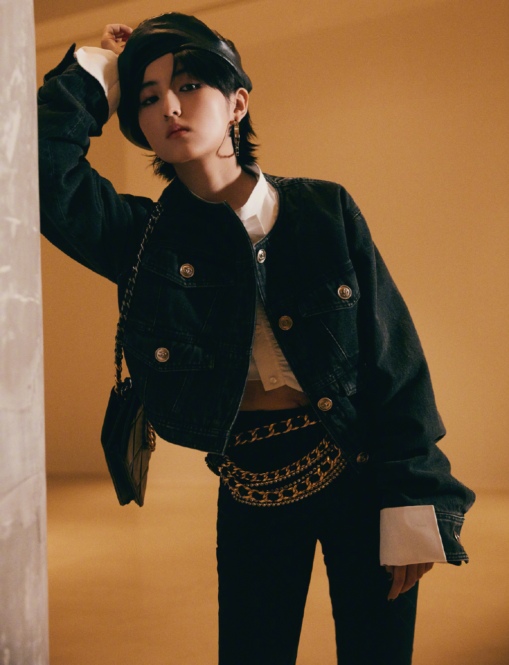 张子枫牛仔装贝雷帽潇洒写真图片1111