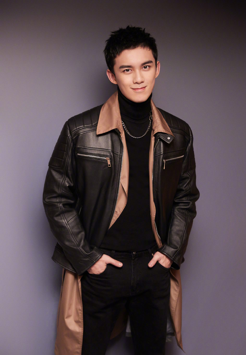 吴磊叠穿造型帅气写真图片16
