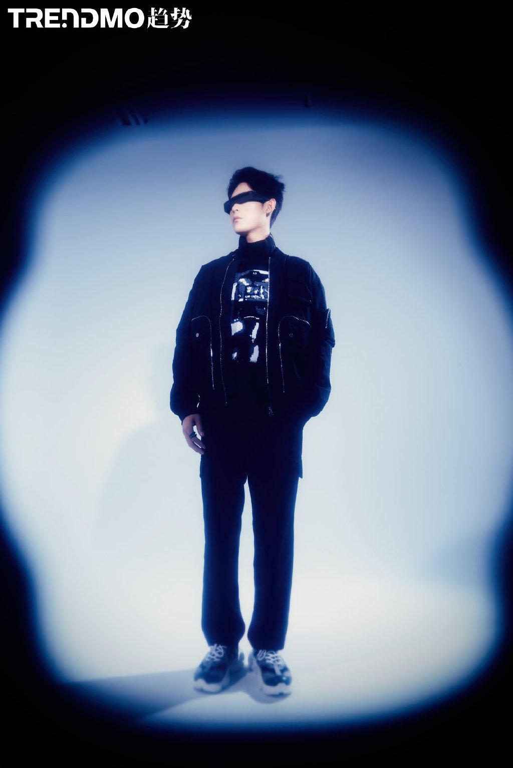 李欣泽未来感帅气写真图片912