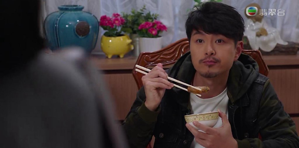 简介:萧正楠《十二传说》剧照图片,分享一组萧正楠图片给大家,图中的