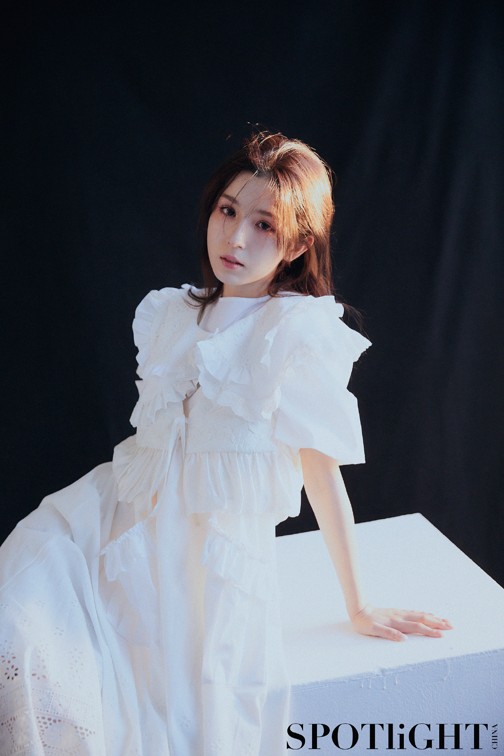 哈妮克孜蓝发性感靓丽写真图片59