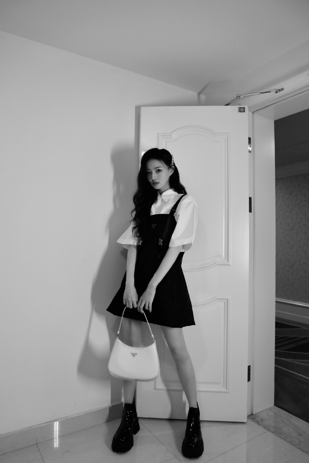 徐璐黑白风格俏皮写真图片35