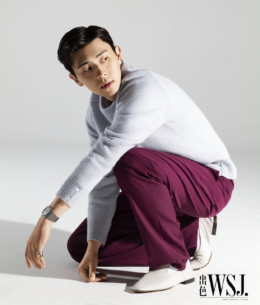 邓伦华丽风腕表大片写真图片56