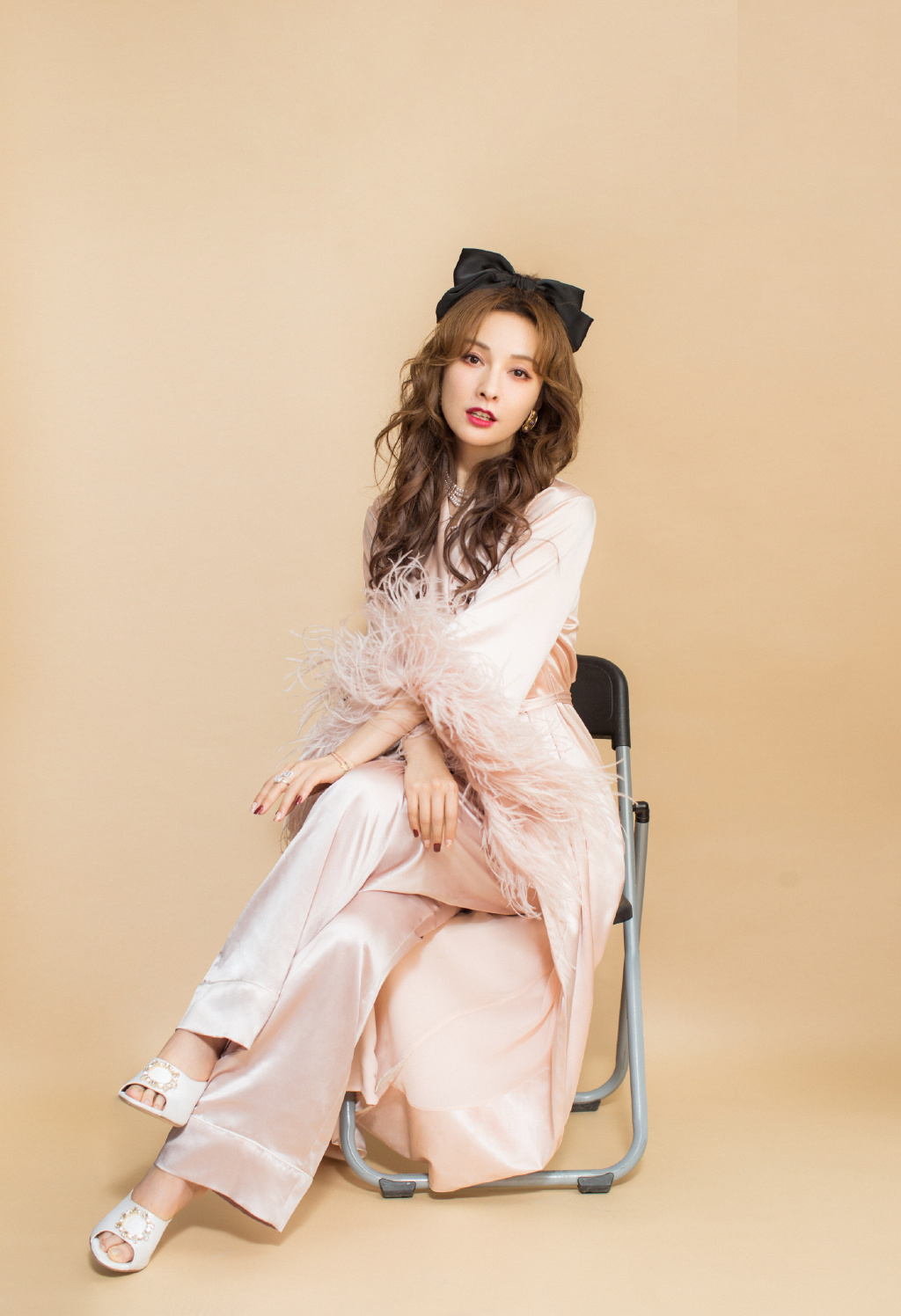 吴昕复古宫廷风写真图片49