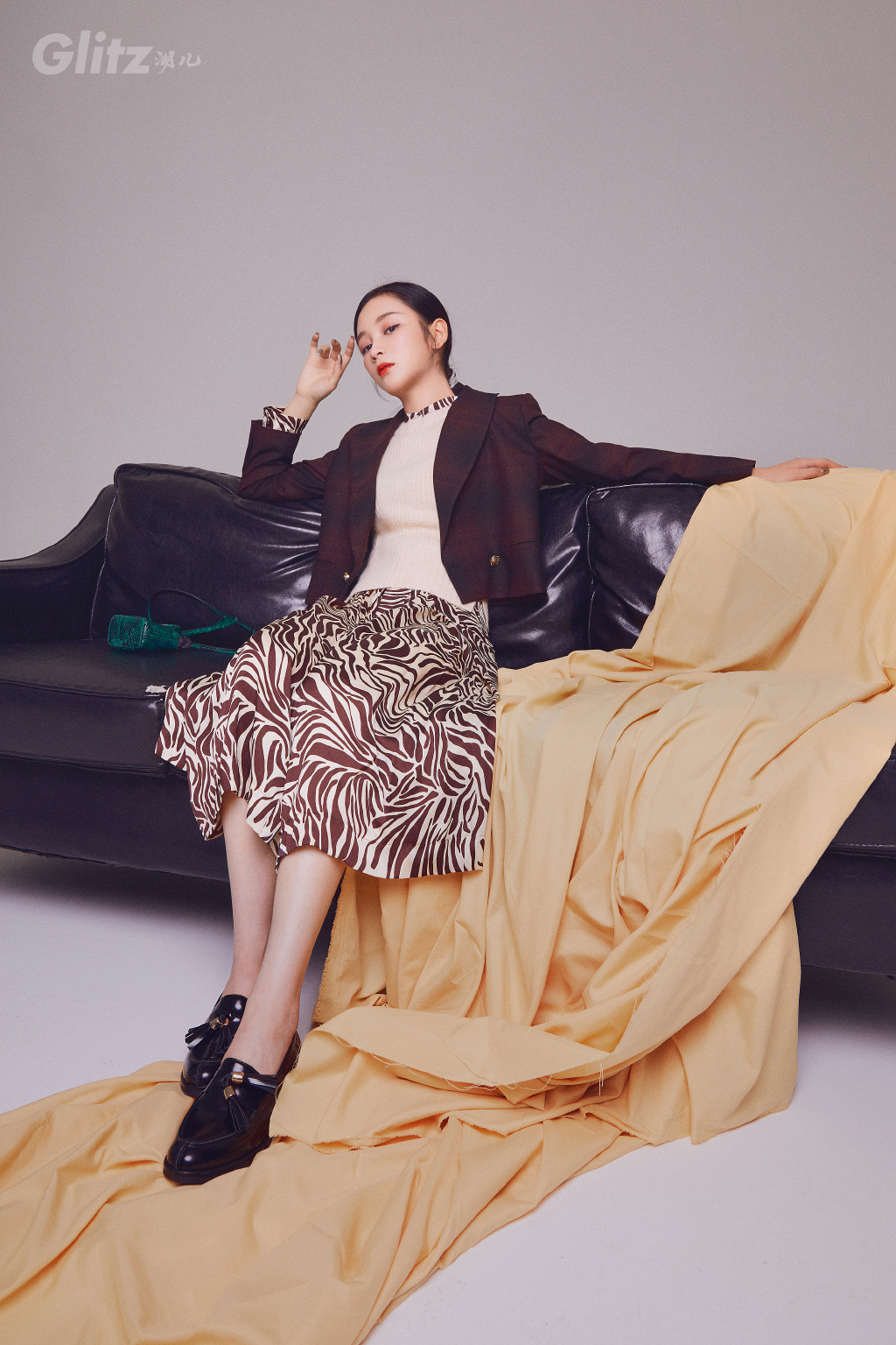 王一菲复古摩登时尚写真大片28